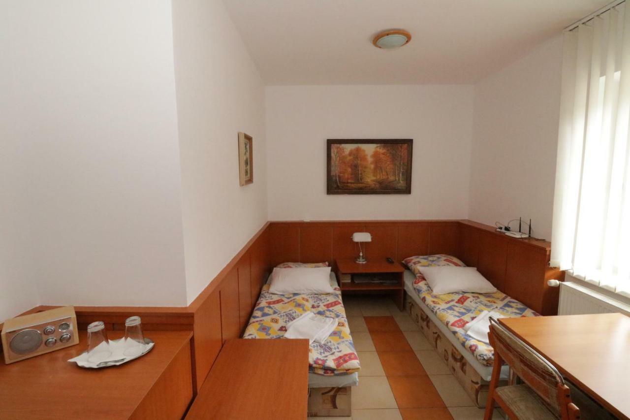 Penzion Hurka Hotel Dolni Libchavy Exterior photo