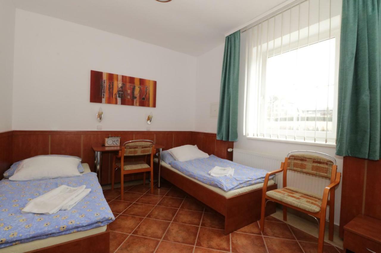 Penzion Hurka Hotel Dolni Libchavy Exterior photo