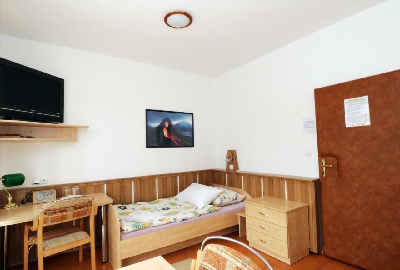Penzion Hurka Hotel Dolni Libchavy Exterior photo
